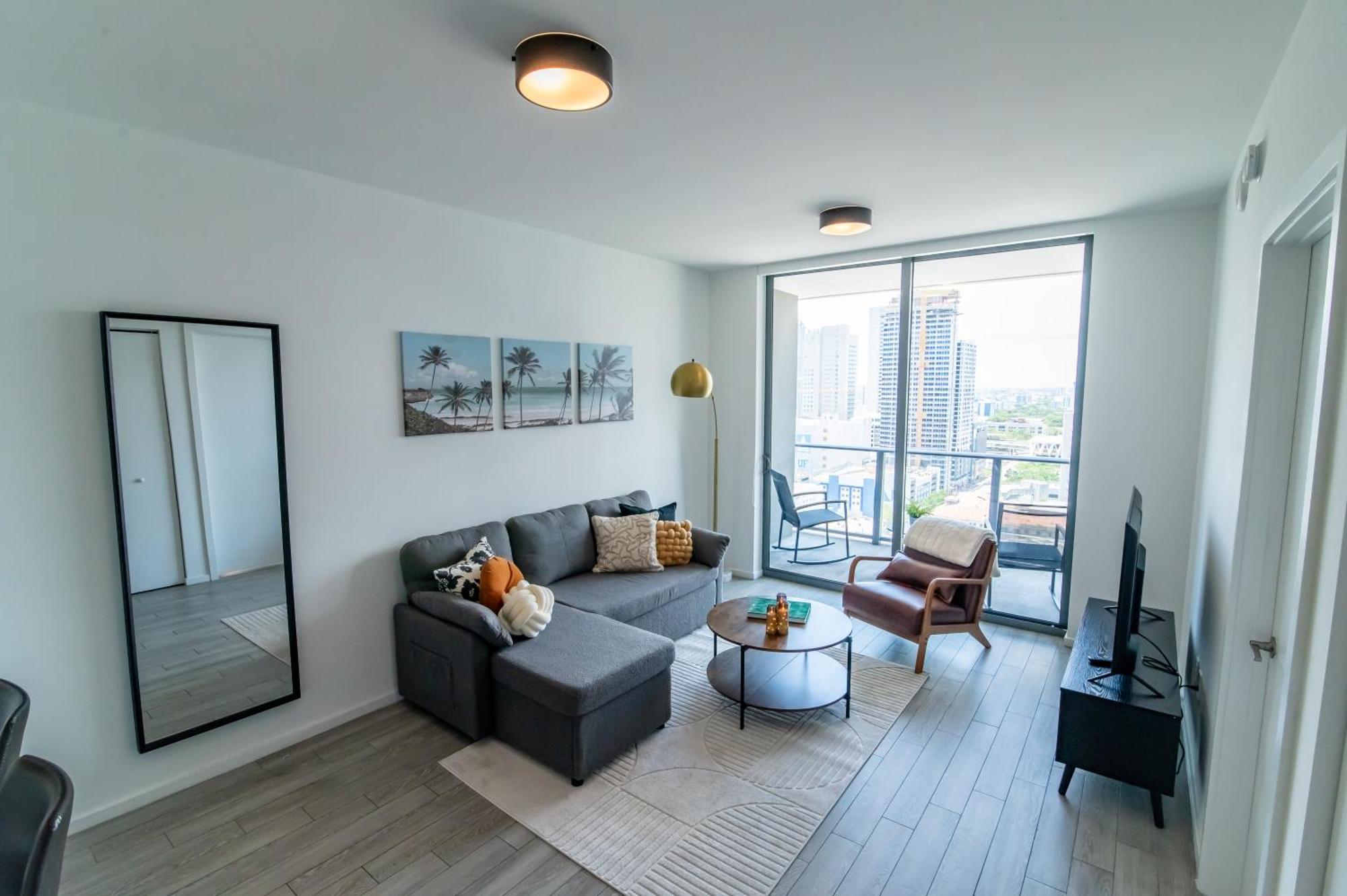 Luxurious King Bed Suite In Downtown Miami Exterior foto