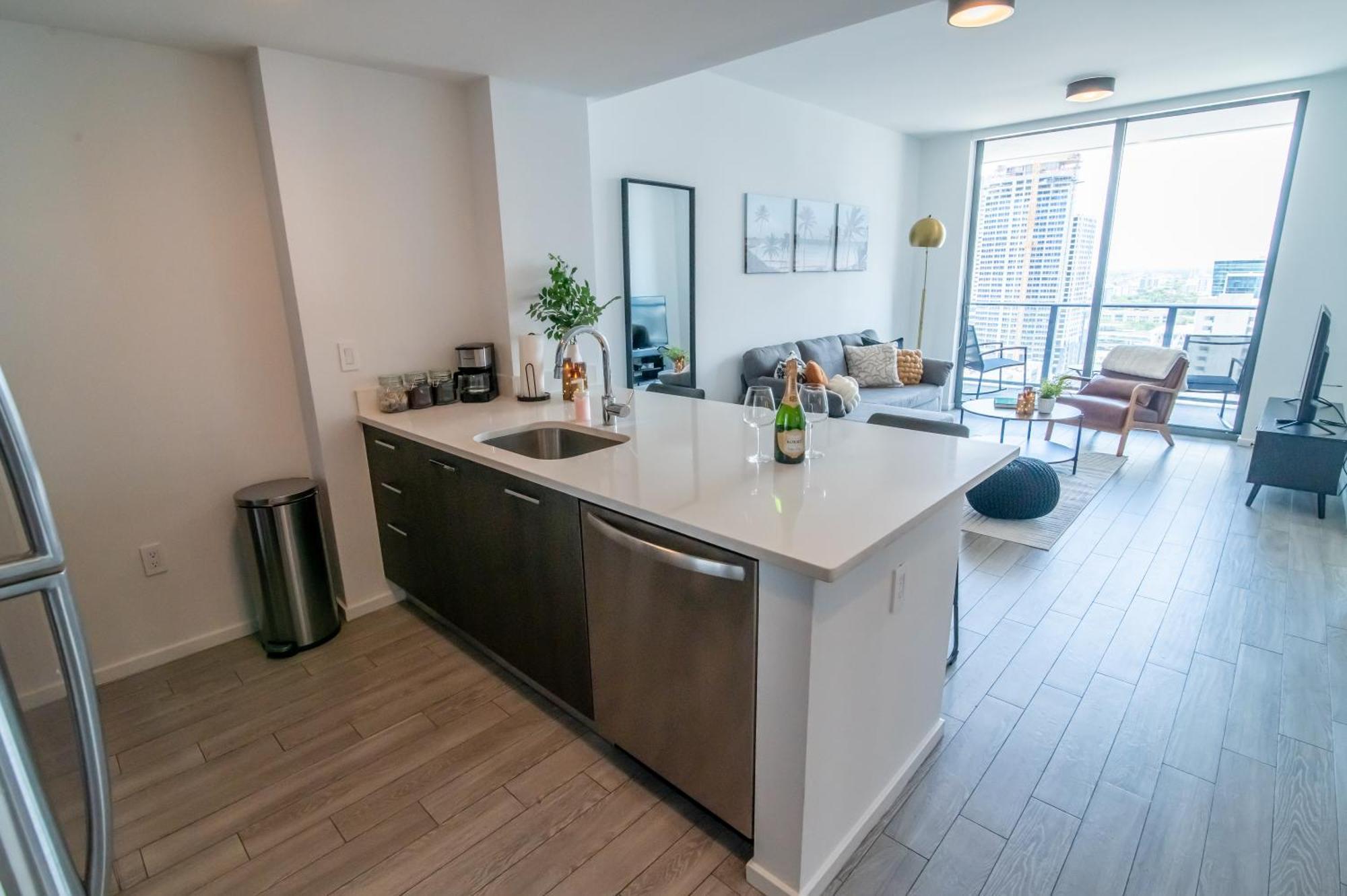 Luxurious King Bed Suite In Downtown Miami Exterior foto